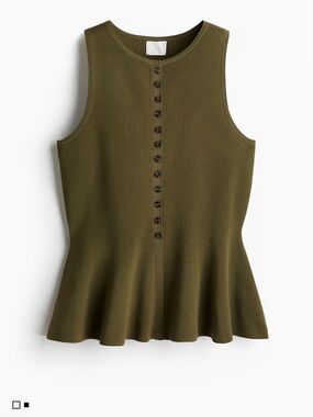H&M
RIB-KNIT PEPLUM SLEEVELESS TOP